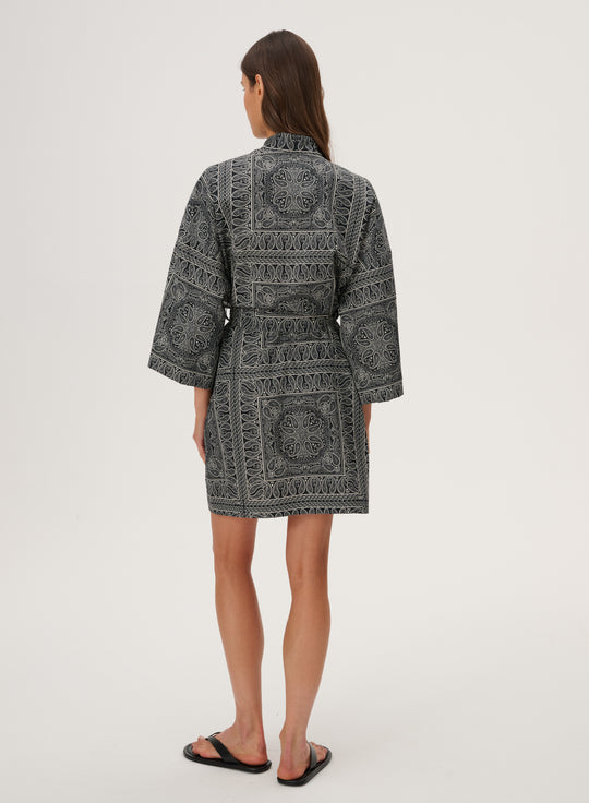 Kimono z bawełny we wzór bandany w kolorze czarnym - Liu