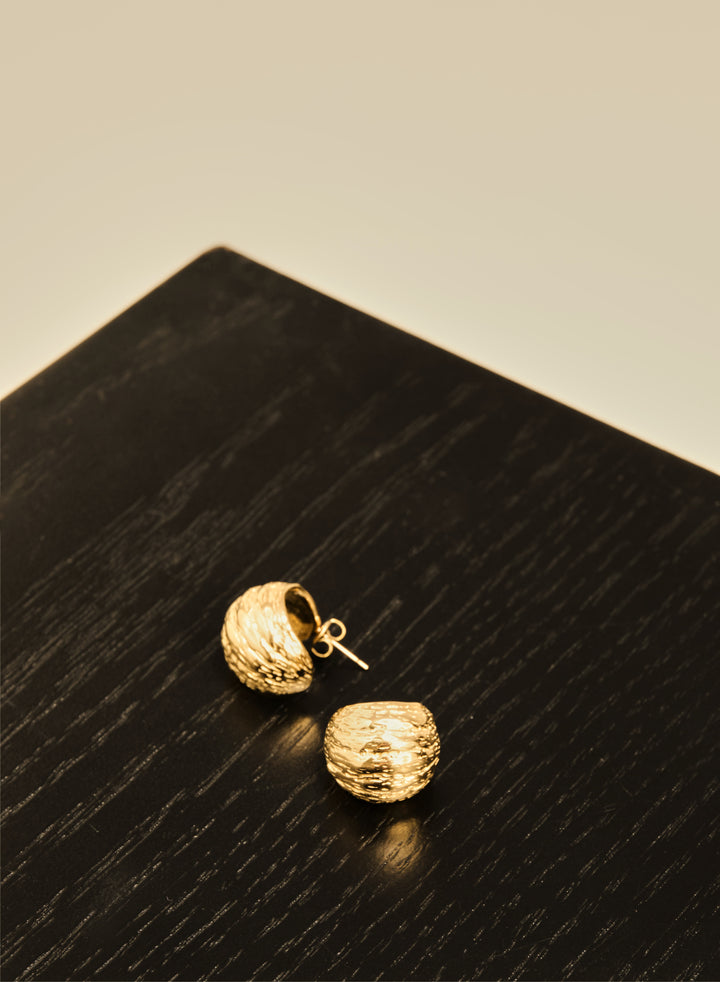 Gold-plated stainless steel earrings with a ribbed texture - Grace